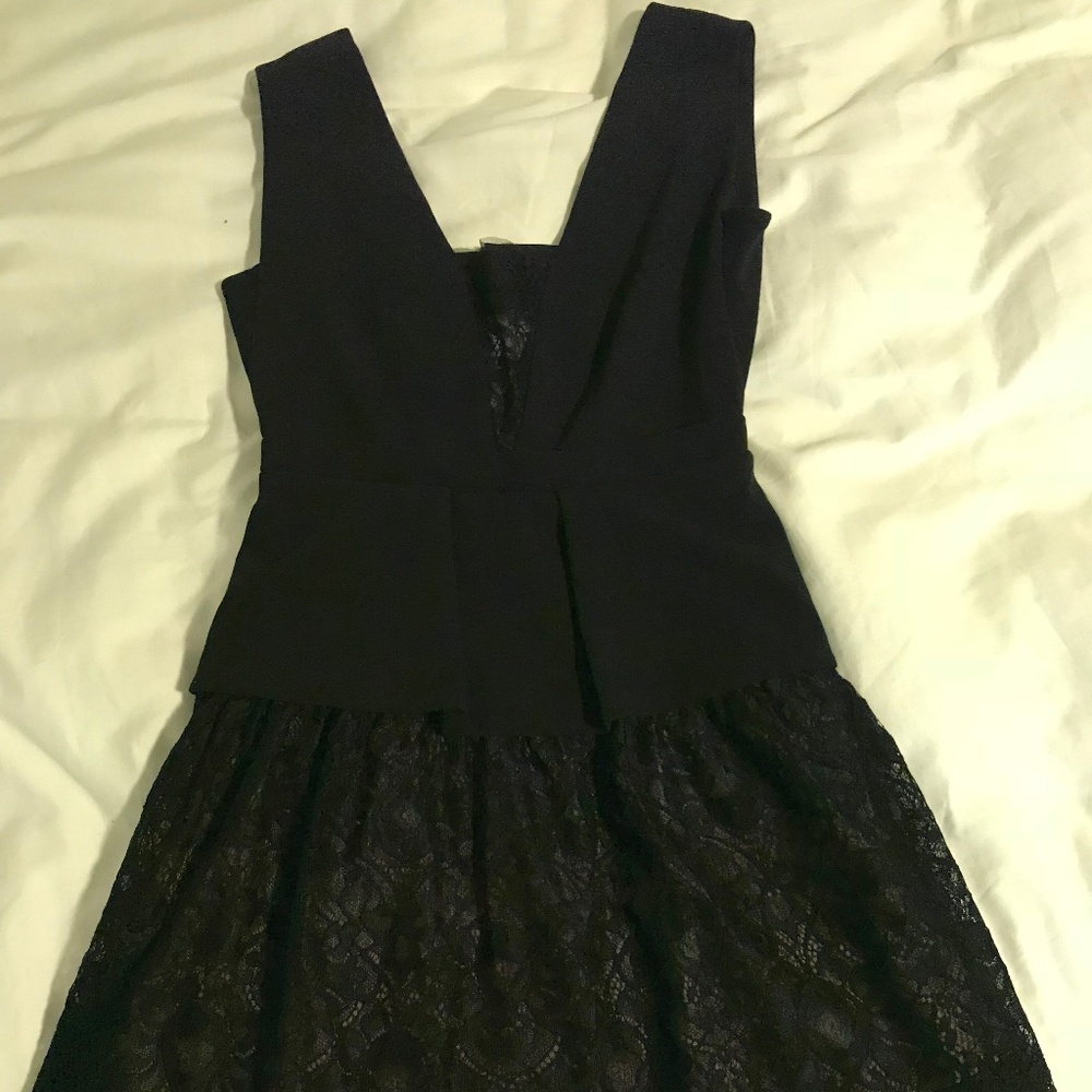 BCBG Maxazria black cocktail mini dress size 0